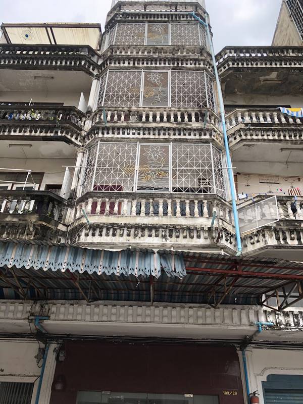 ขายอาคารพาณิชย์ สูง 6 ชั้น ซอยทินกรแยก1 ถนนดินแดง ทำเลใจกลางเมือง